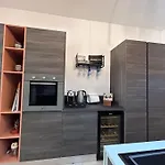 Lakehouse Enjoy Βερμπάνια