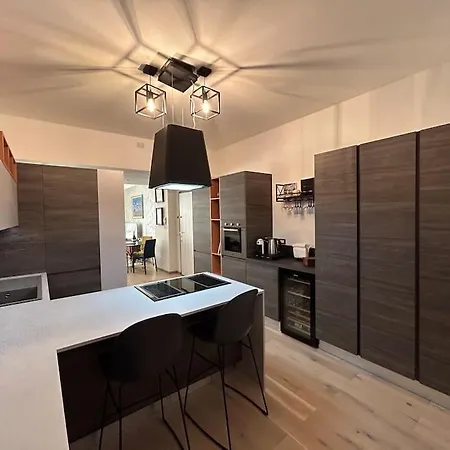 Lakehouse Enjoy Apartment